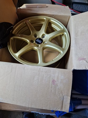 Inch wheels - inch, wheels.